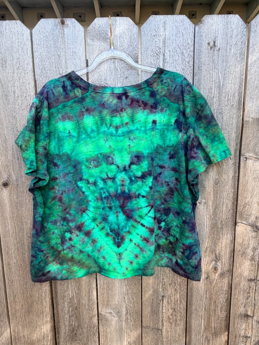 Ice dyed tie dye cropped XL t-shirt hand dyed mandala - in stock ready to ship - Picture 5 of 7